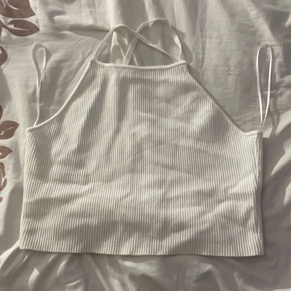 Crossed back tank top